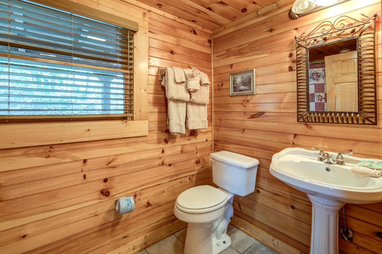Hemlock Manor Villa Гетлинбург Екстериор снимка