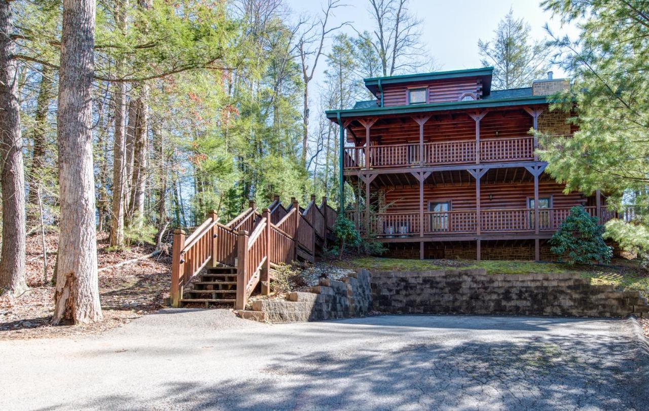 Hemlock Manor Villa Гетлинбург Екстериор снимка