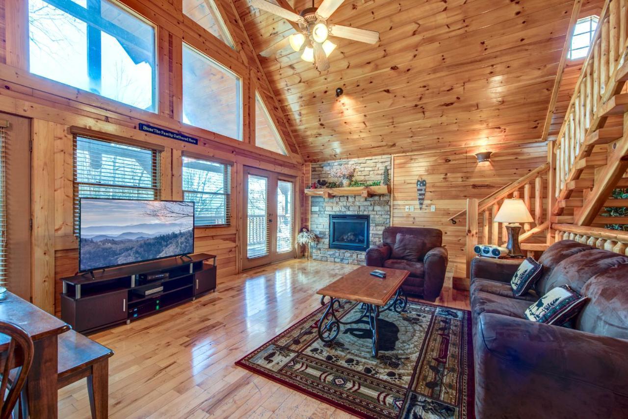Hemlock Manor Villa Гетлинбург Екстериор снимка
